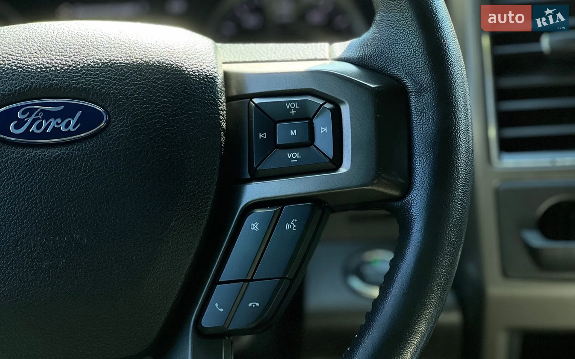 2019 Ford Expedition - мініатюра 12
