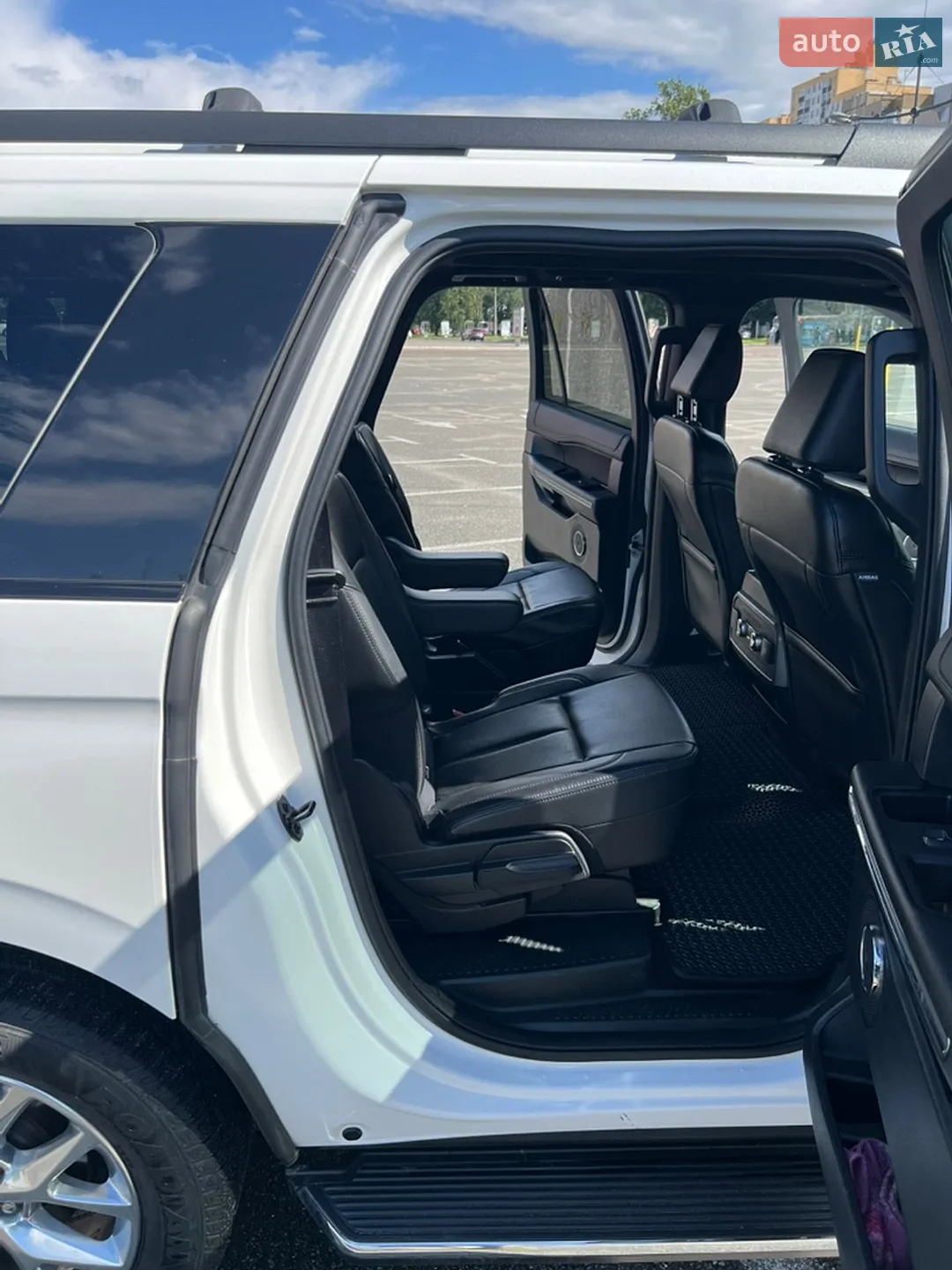 2021 Ford Expedition - мініатюра 15