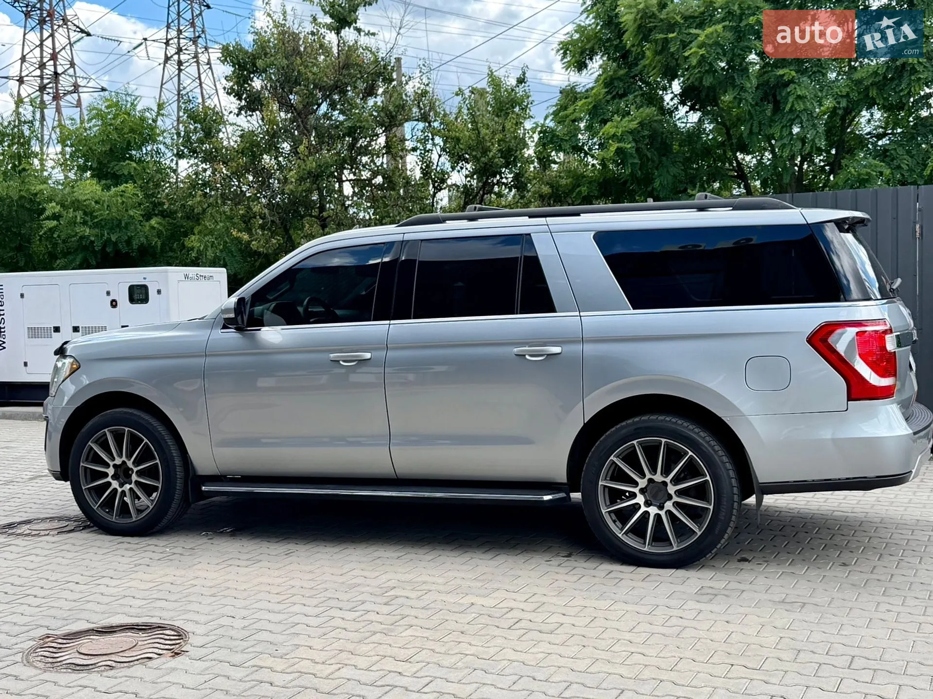 2020 Ford Expedition - мініатюра 3