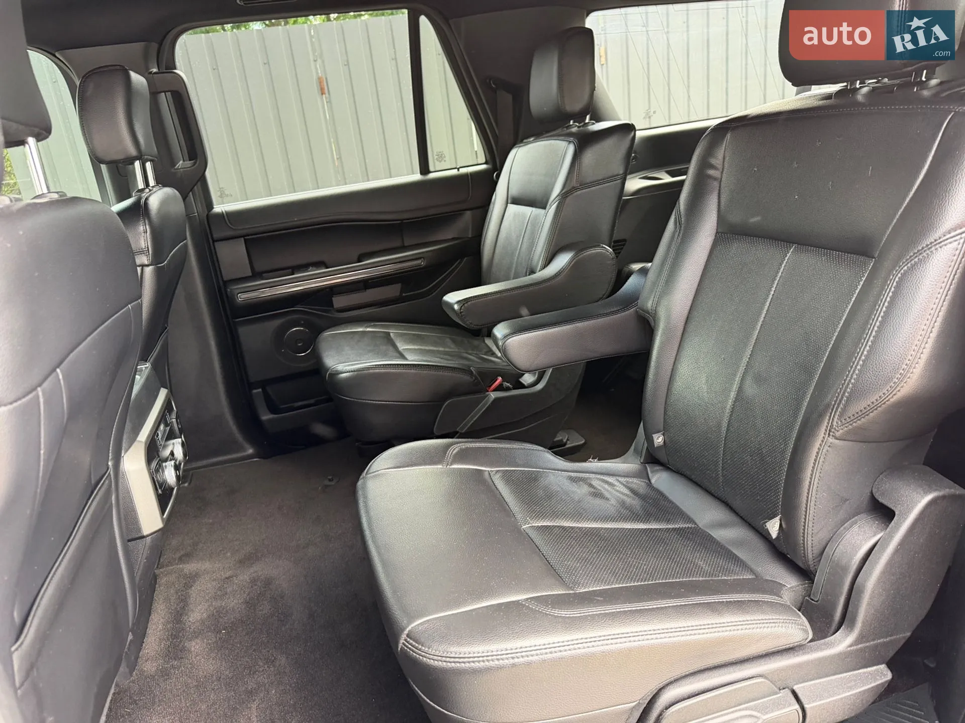 2020 Ford Expedition - мініатюра 30