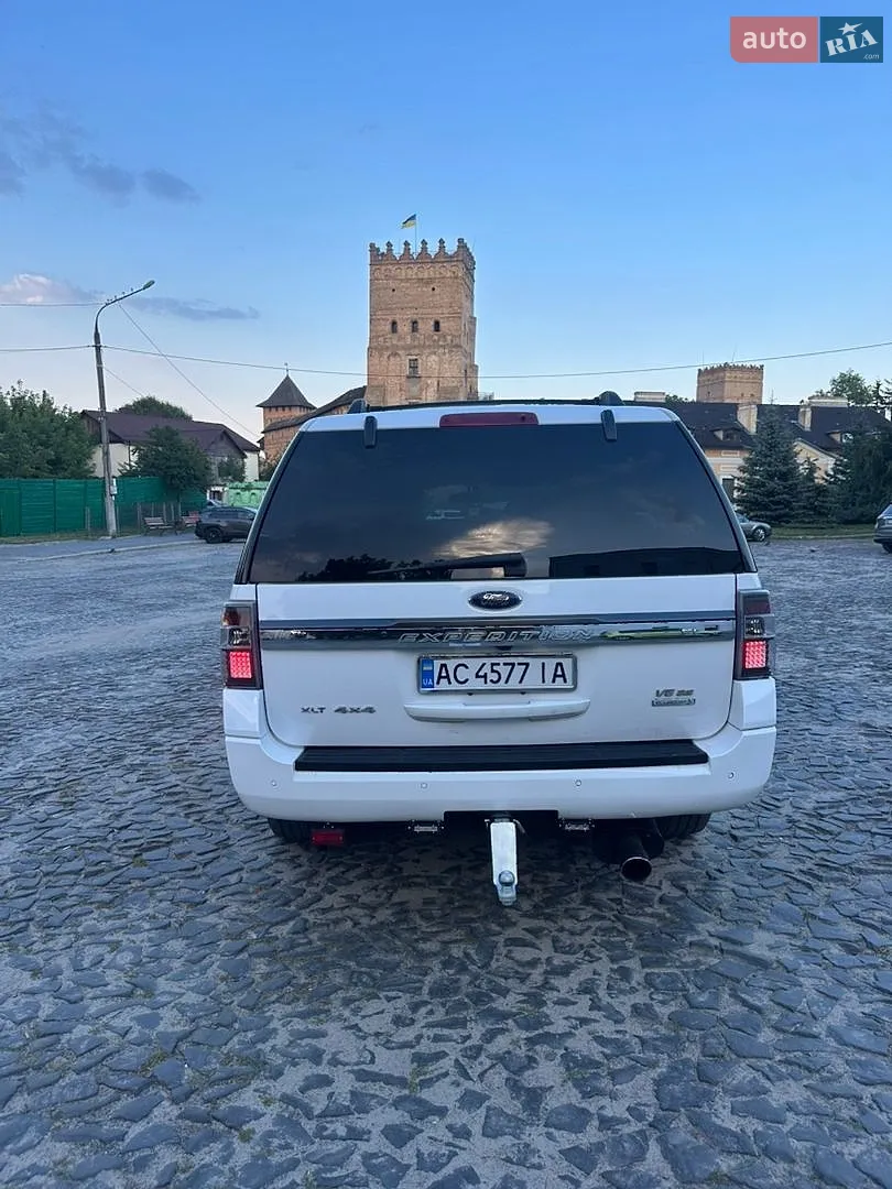 2016 Ford Expedition - мініатюра 11