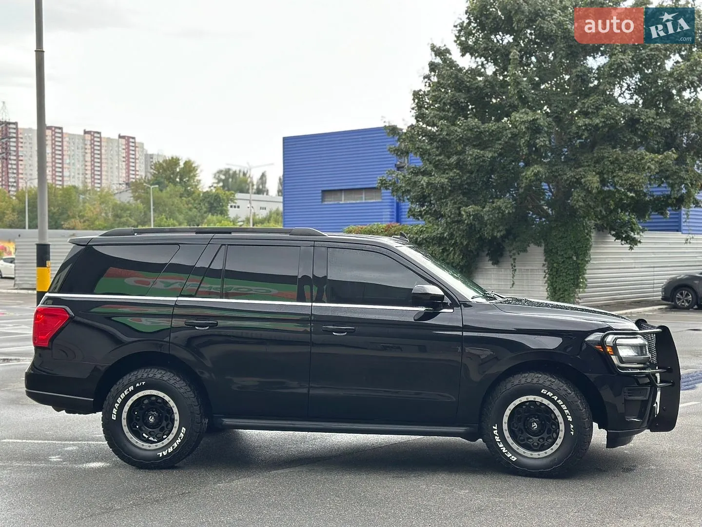 2022 Ford Expedition - мініатюра 3