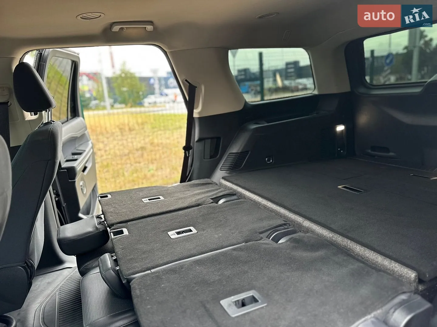 2022 Ford Expedition - мініатюра 24