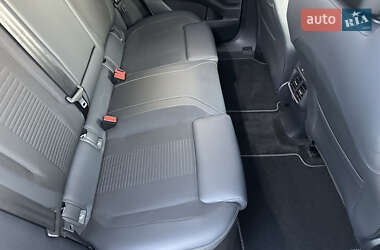 Внедорожник / Кроссовер Ford Explorer EV 2024 в 