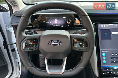 Внедорожник / Кроссовер Ford Explorer EV 2024 в 