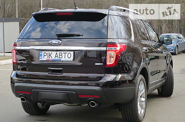 Позашляховик / Кросовер Ford Explorer 2014 в Києві