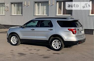 Позашляховик / Кросовер Ford Explorer 2017 в Києві