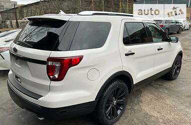 Внедорожник / Кроссовер Ford Explorer 2018 в Киеве