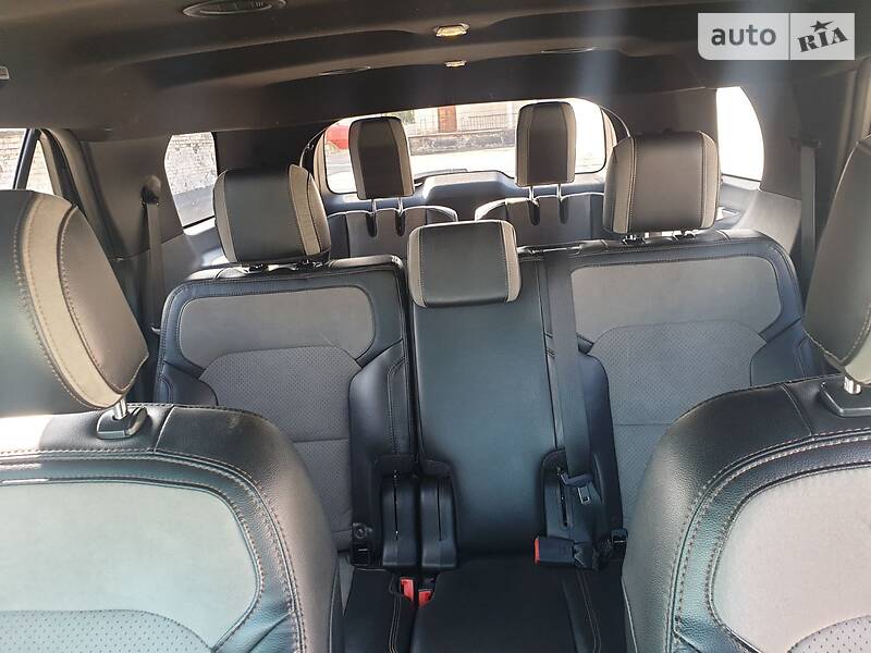 Позашляховик / Кросовер Ford Explorer 2016 в Києві