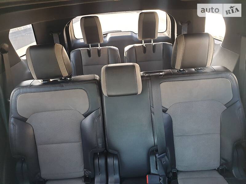 Позашляховик / Кросовер Ford Explorer 2016 в Києві