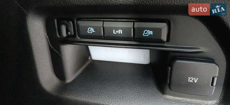 Внедорожник / Кроссовер Ford Explorer 2020 в Харькове