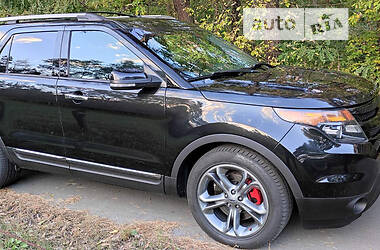 Позашляховик / Кросовер Ford Explorer 2014 в Києві