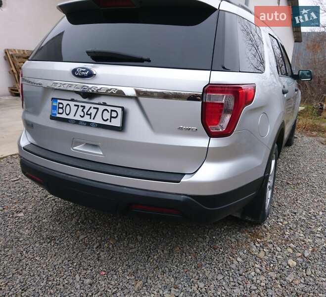 Внедорожник / Кроссовер Ford Explorer 2018 в Гусятине