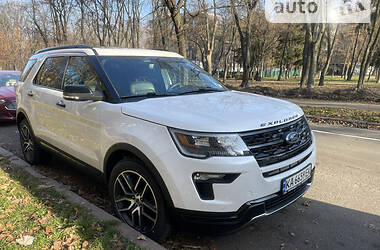 Внедорожник / Кроссовер Ford Explorer 2018 в Киеве