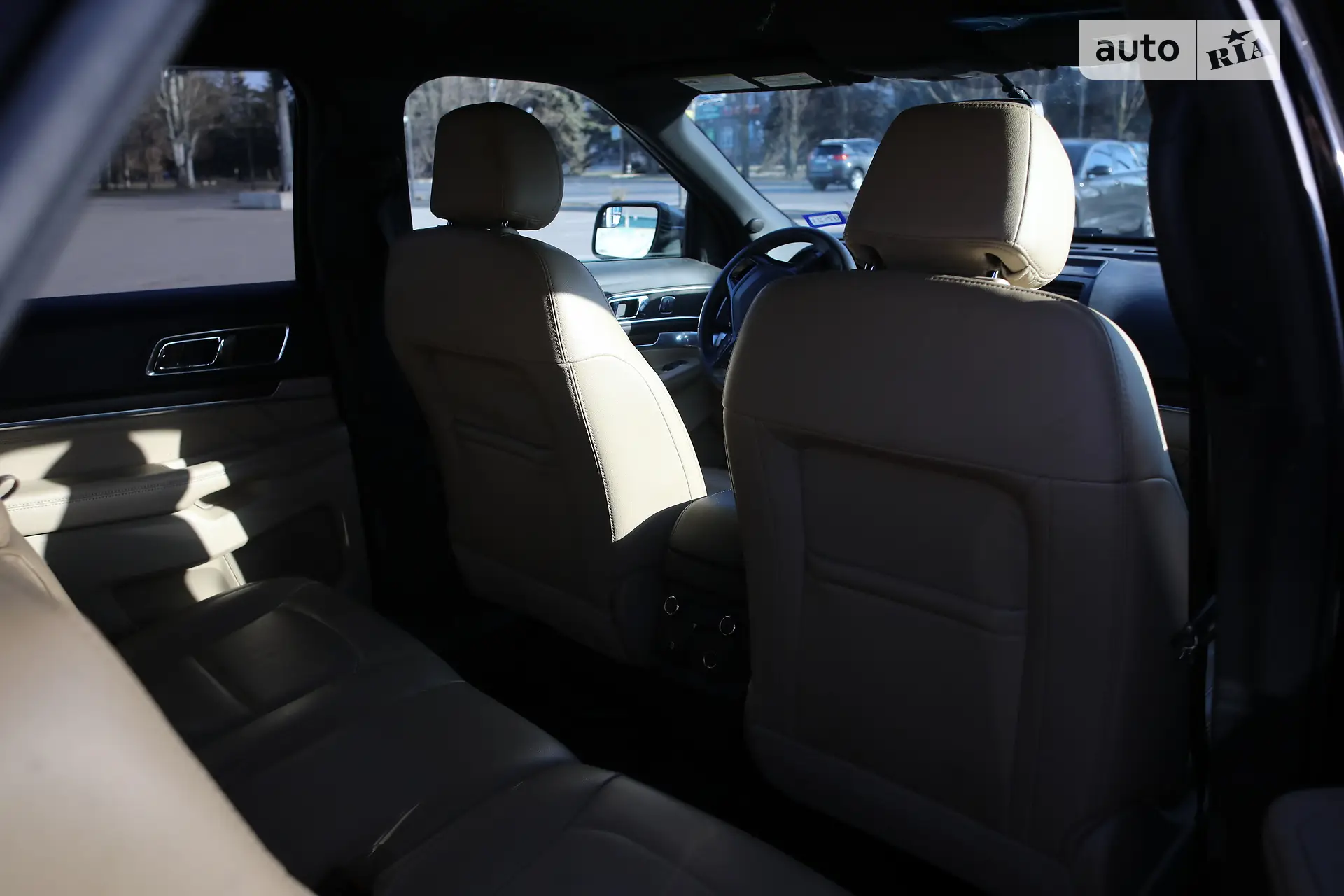 2018 Ford Explorer - мініатюра 14
