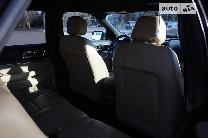 Позашляховик / Кросовер Ford Explorer 2018 в Кривому Розі