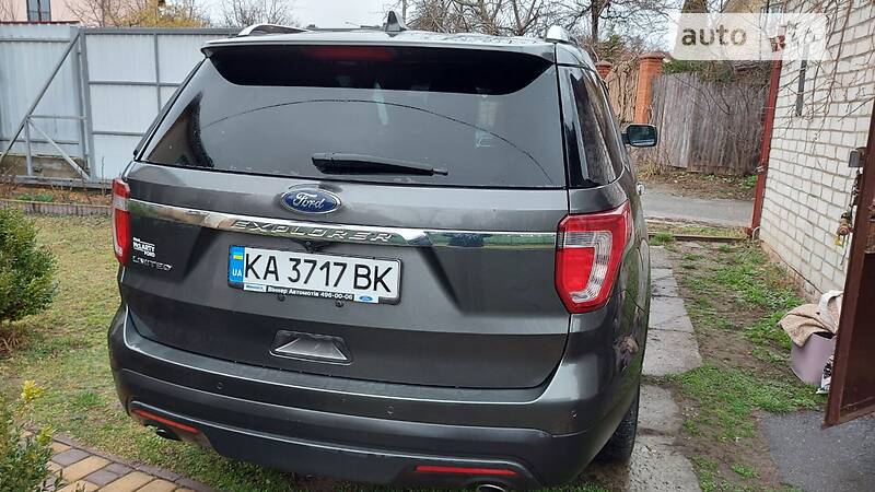 Позашляховик / Кросовер Ford Explorer 2017 в Києві