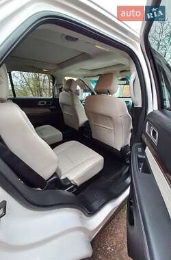 Внедорожник / Кроссовер Ford Explorer 2016 в 