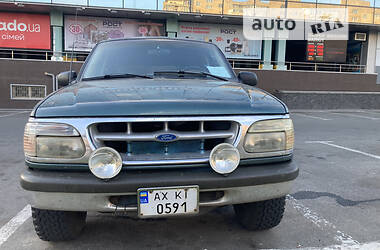 Внедорожник / Кроссовер Ford Explorer 1996 в Харькове