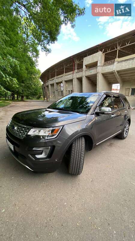 Внедорожник / Кроссовер Ford Explorer 2017 в Тернополе