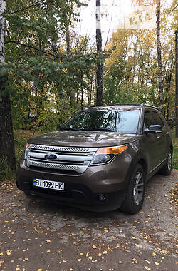 Внедорожник / Кроссовер Ford Explorer 2015 в Полтаве