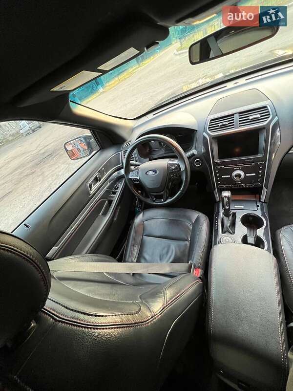 Внедорожник / Кроссовер Ford Explorer 2015 в Харькове