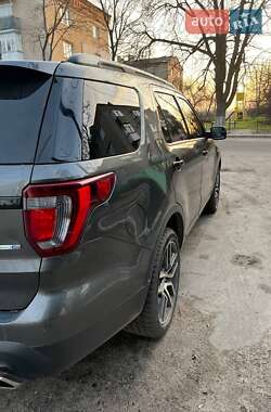 Внедорожник / Кроссовер Ford Explorer 2015 в Харькове фото 9 Внедорожник / Кроссовер Ford Explorer 2015 в Харькове