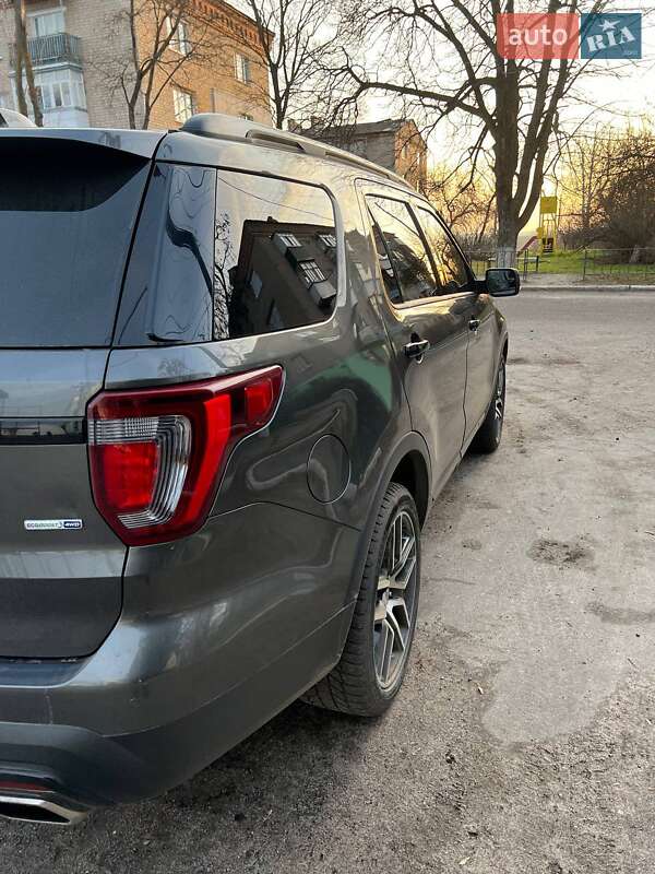 Внедорожник / Кроссовер Ford Explorer 2015 в Харькове фото 9 Внедорожник / Кроссовер Ford Explorer 2015 в Харькове