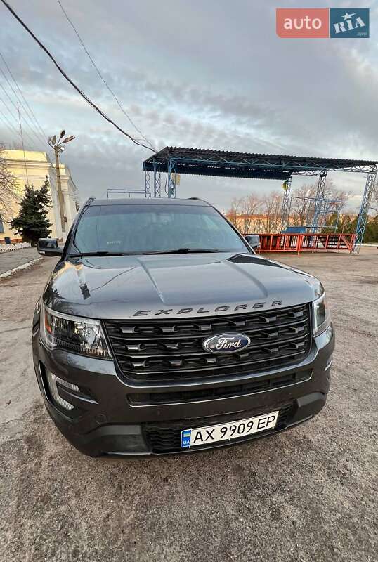 Внедорожник / Кроссовер Ford Explorer 2015 в Харькове фото 3 Внедорожник / Кроссовер Ford Explorer 2015 в Харькове