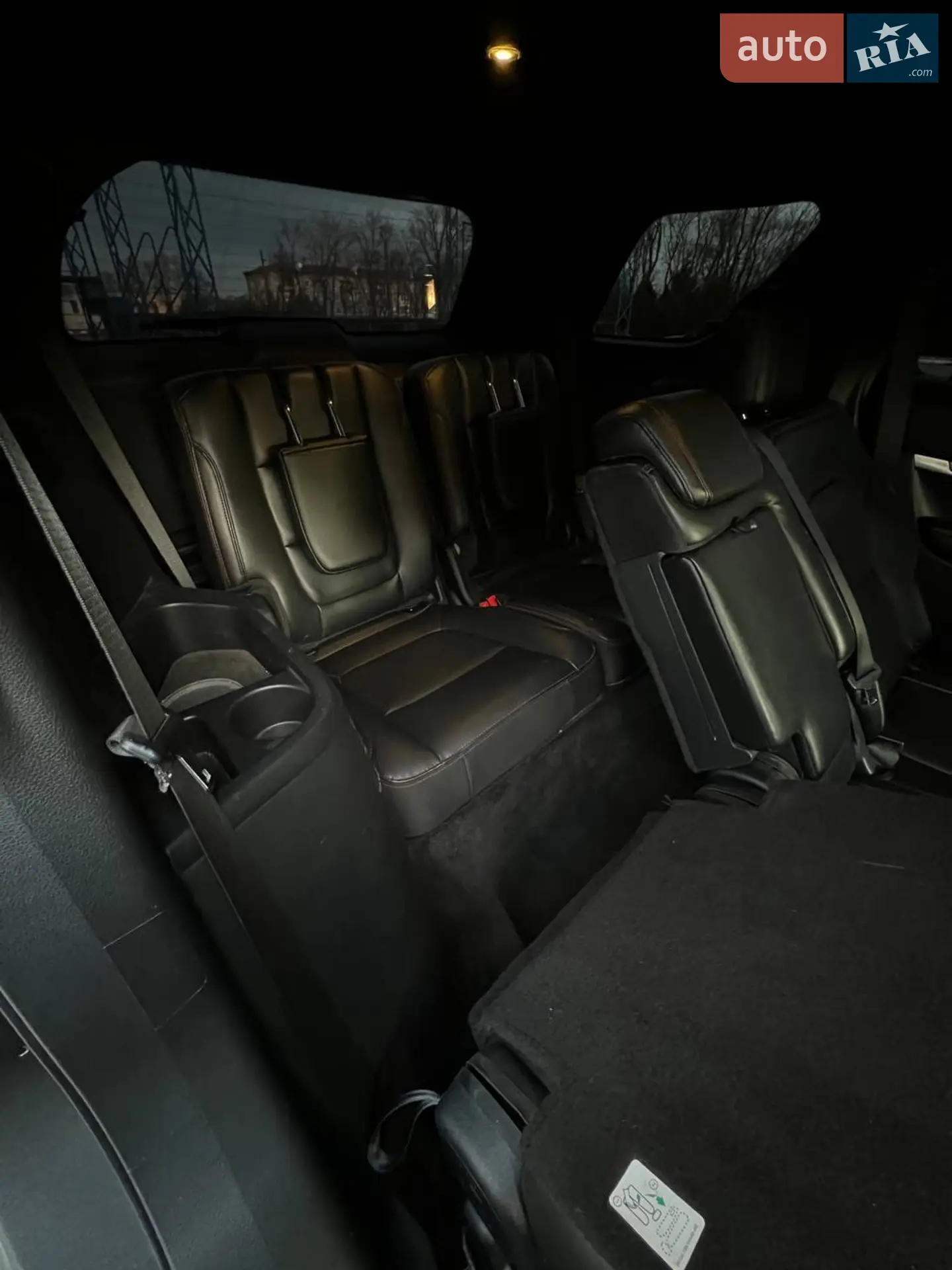 2015 Ford Explorer - мініатюра 21