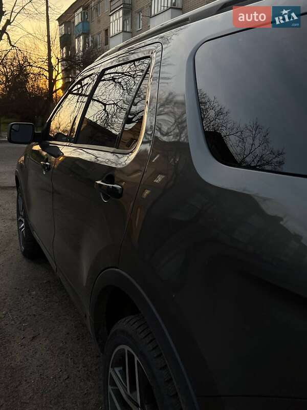 Внедорожник / Кроссовер Ford Explorer 2015 в Харькове фото 14 Внедорожник / Кроссовер Ford Explorer 2015 в Харькове