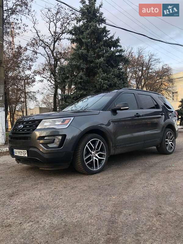 Внедорожник / Кроссовер Ford Explorer 2015 в Харькове фото Внедорожник / Кроссовер Ford Explorer 2015 в Харькове