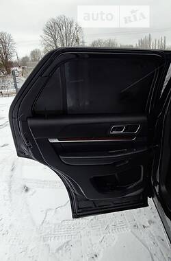 Позашляховик / Кросовер Ford Explorer 2019 в Рівному