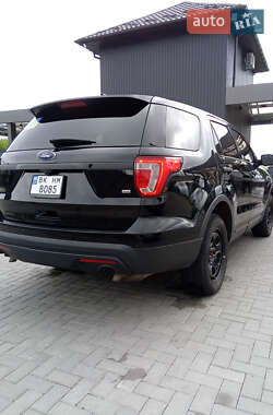 Позашляховик / Кросовер Ford Explorer 2017 в Луцьку