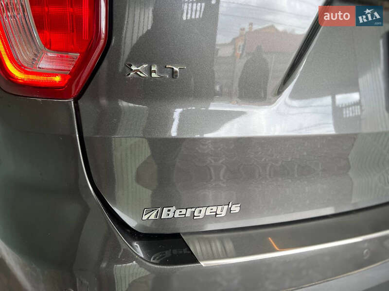 Внедорожник / Кроссовер Ford Explorer 2016 в Днепре