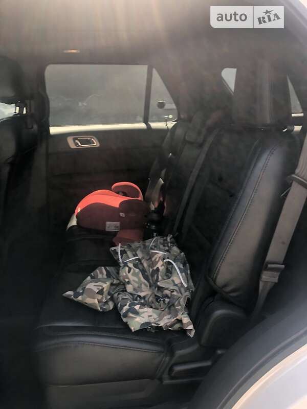 Внедорожник / Кроссовер Ford Explorer 2013 в Киеве