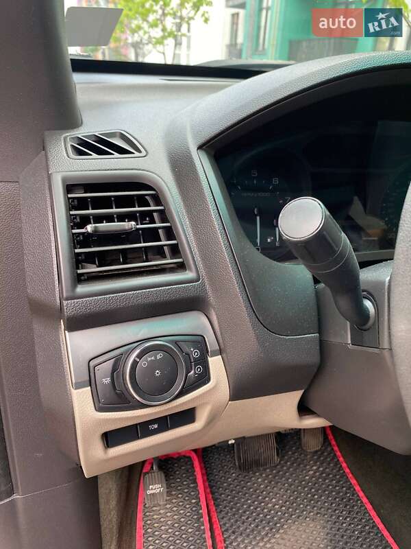 Внедорожник / Кроссовер Ford Explorer 2013 в Киеве
