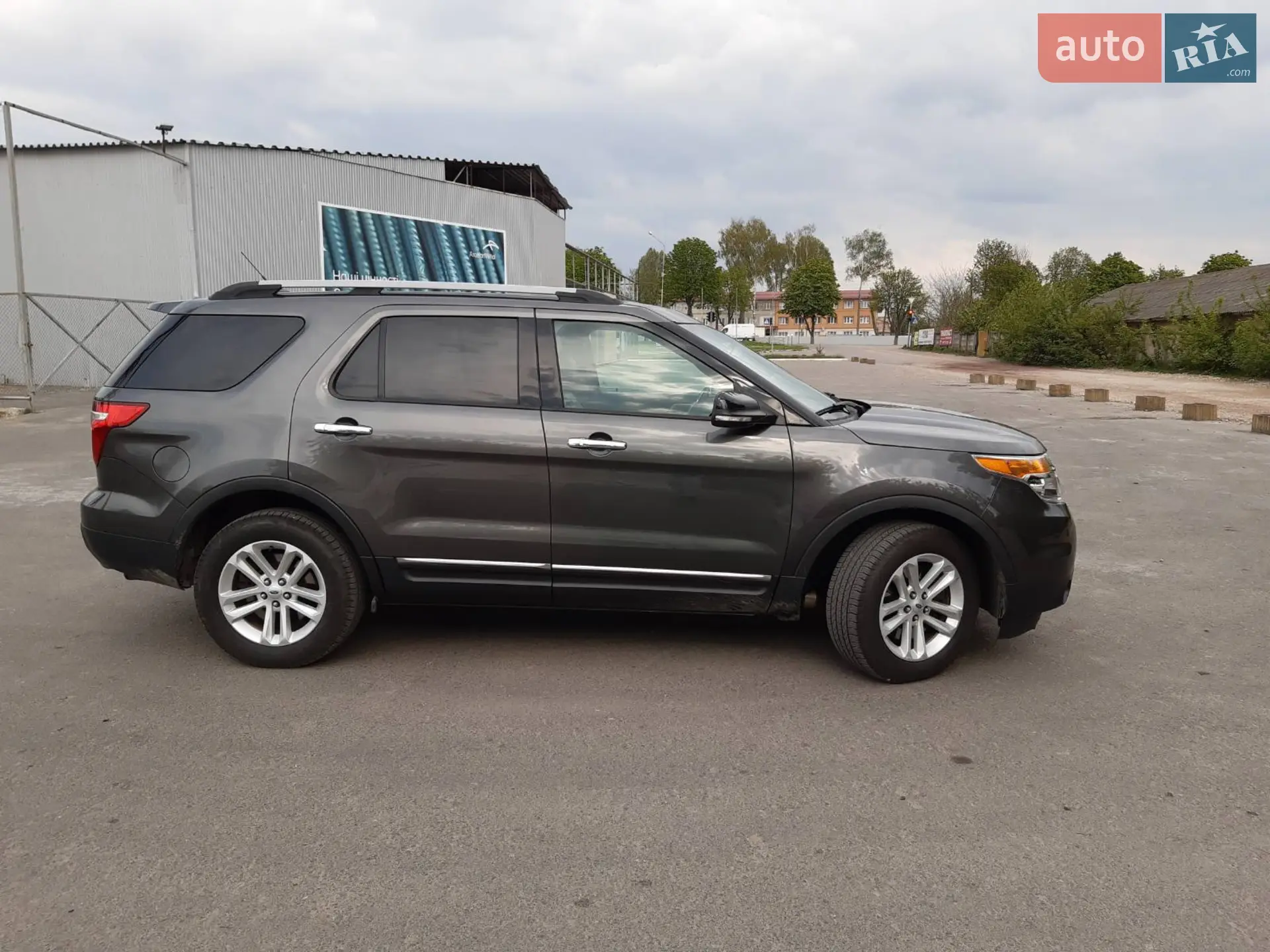 2015 Ford Explorer - мініатюра 9