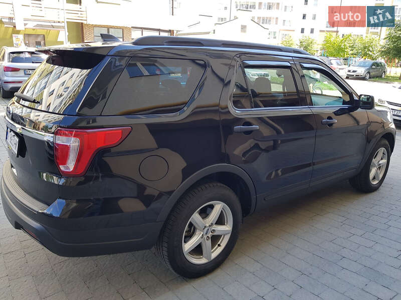 Позашляховик / Кросовер Ford Explorer 2018 в Івано-Франківську