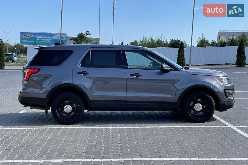 Внедорожник / Кроссовер Ford Explorer 2016 в Ивано-Франковске