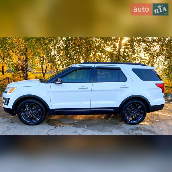 Внедорожник / Кроссовер Ford Explorer 2017 в Киеве