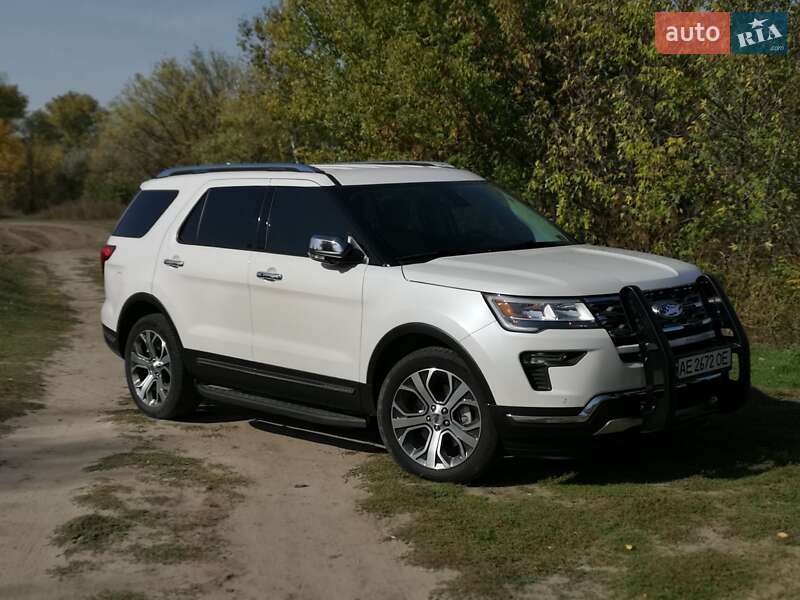 Позашляховик / Кросовер Ford Explorer 2018 в Кам'янському