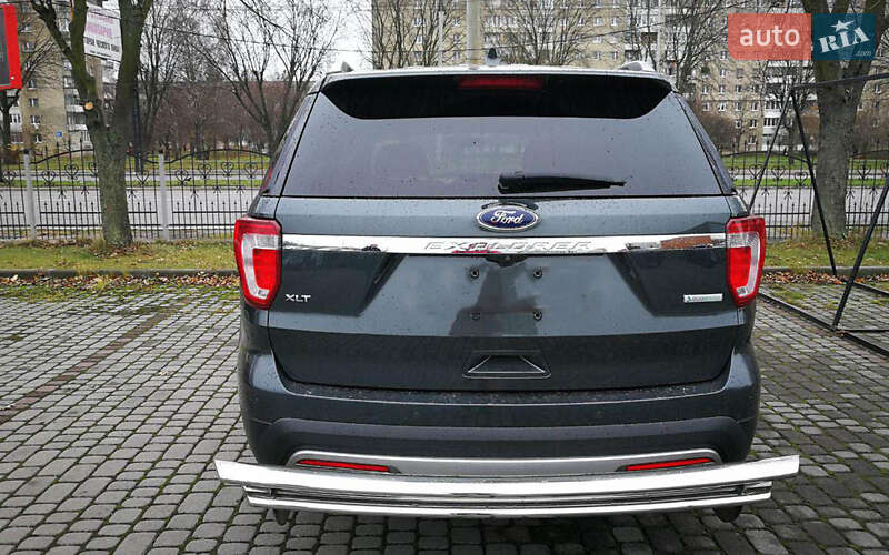 Позашляховик / Кросовер Ford Explorer 2015 в Львові