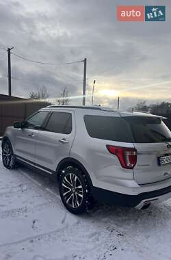 Внедорожник / Кроссовер Ford Explorer 2015 в Трускавце