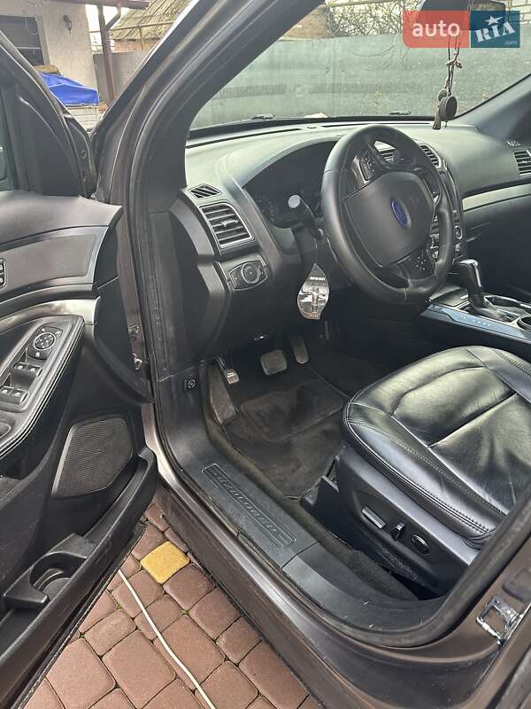 Внедорожник / Кроссовер Ford Explorer 2018 в Виннице