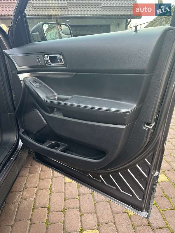 Внедорожник / Кроссовер Ford Explorer 2018 в Виннице