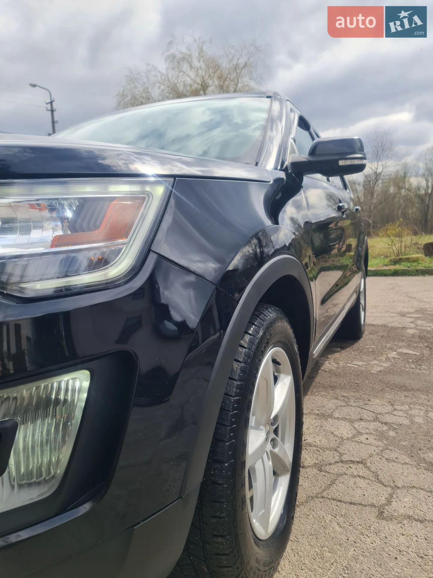 2017 Ford Explorer - мініатюра 3