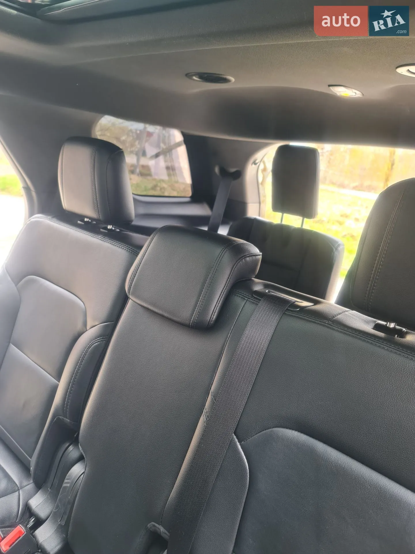 2017 Ford Explorer - мініатюра 13