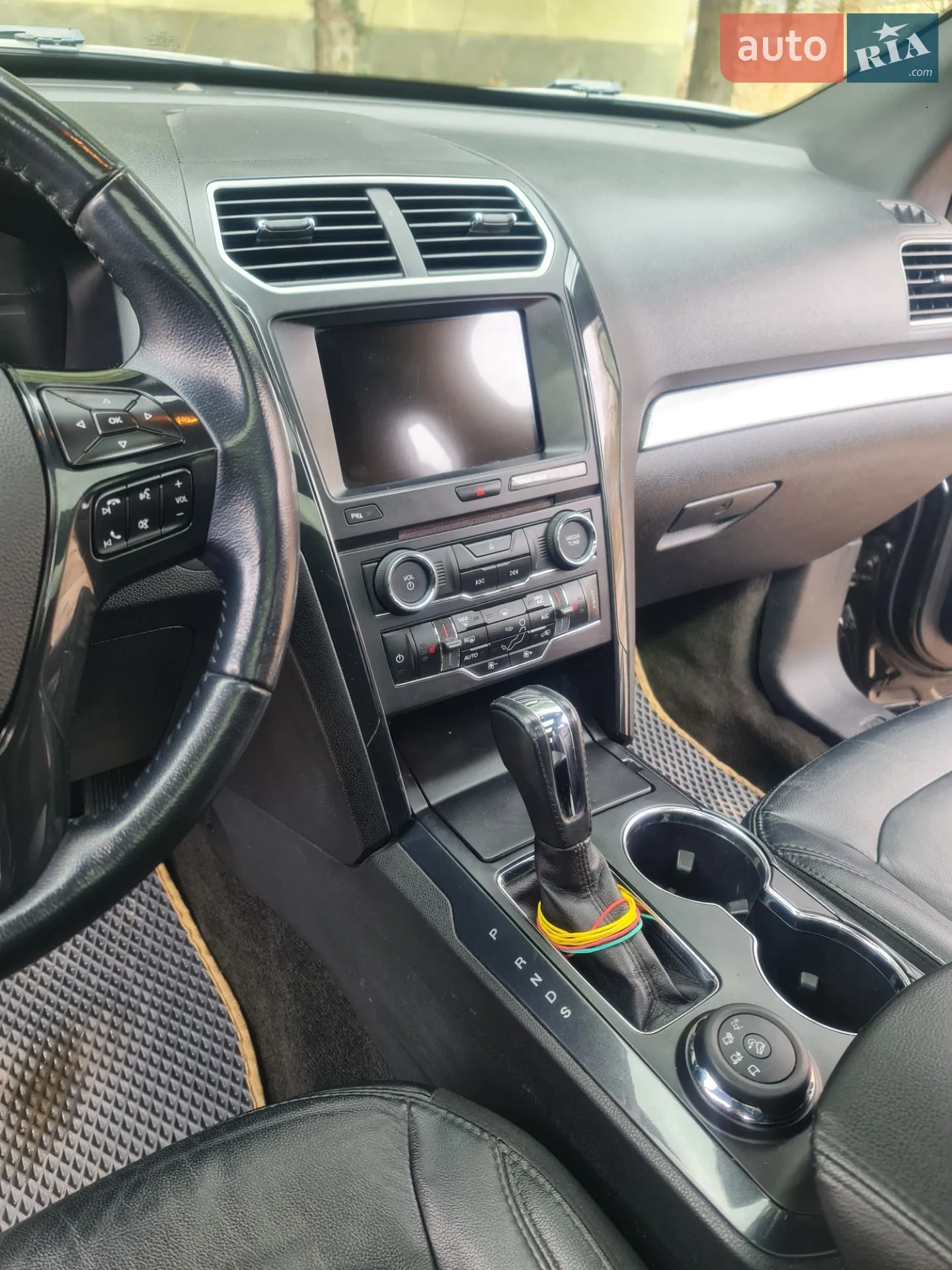2017 Ford Explorer - мініатюра 14