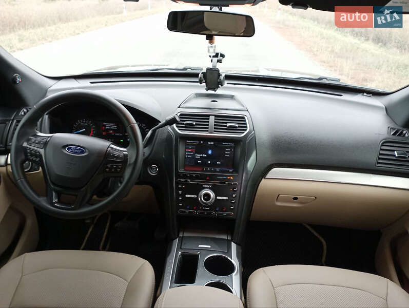 Позашляховик / Кросовер Ford Explorer 2018 в Хмельницькому